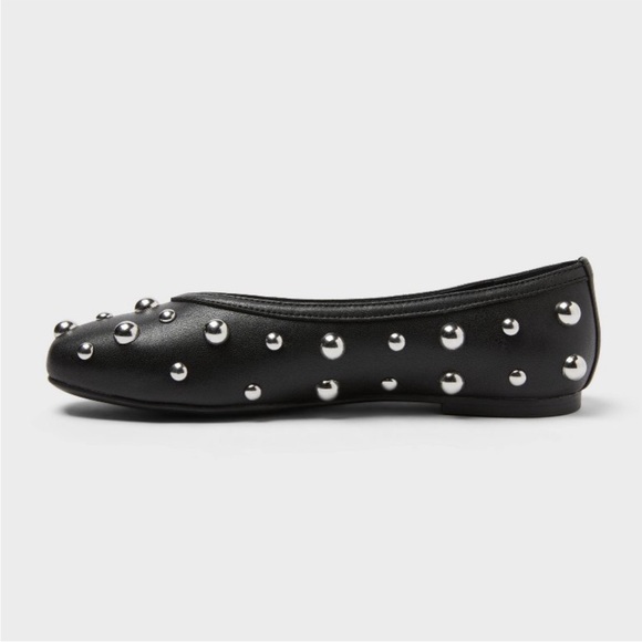 Black Studded Women's Flats- 7 - NWT - Picture 2 of 6